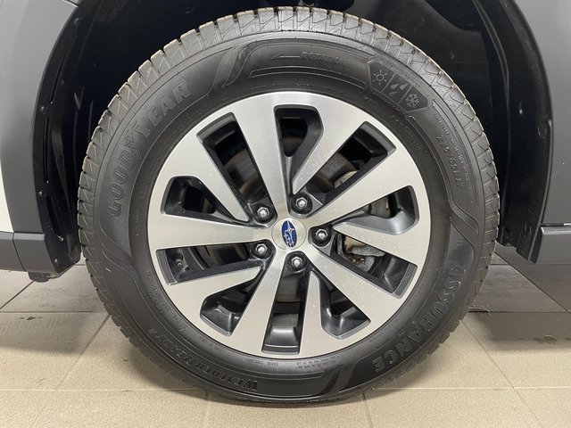 Used 2024 Subaru Outback Premium AWD/4WD image 7