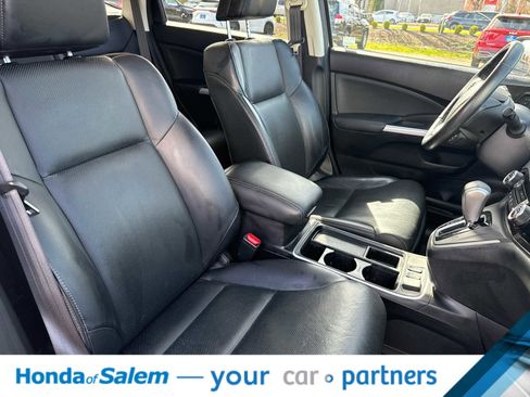 Used 2016 Honda CR-V Touring image 14