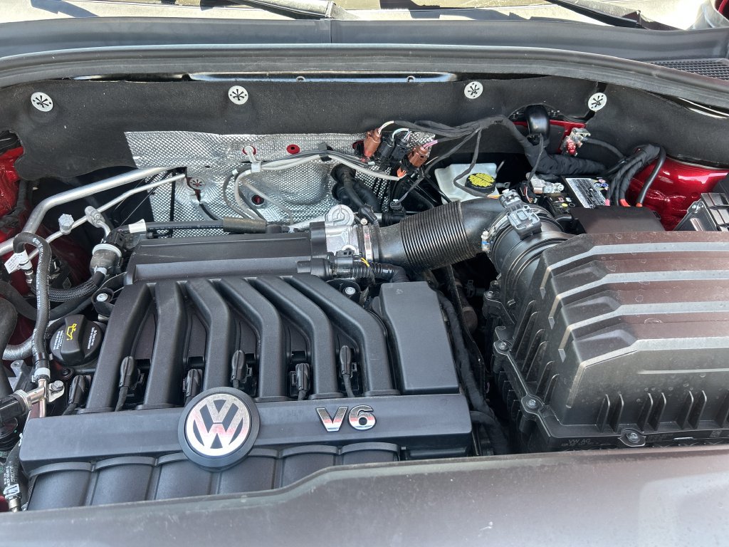 Used 2023 Volkswagen Atlas SEL R-Line AWD/4WD image 23