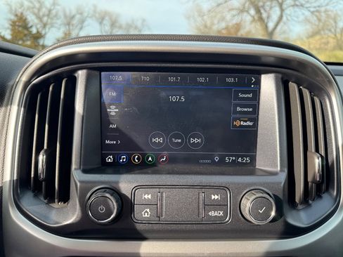 Used 2019 Chevrolet Colorado ZR2 w/ ZR2 Dusk Special Edition image 16