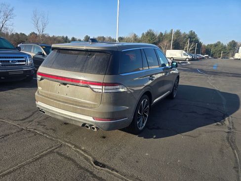 Certified 2025 Lincoln Aviator Reserve w/ Equipment Group 201A image 7