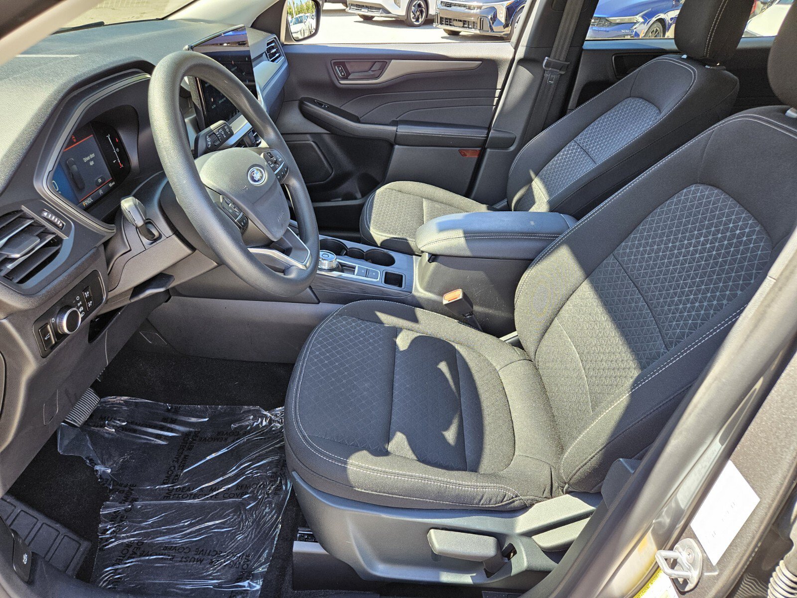 Used 2025 Ford Escape Active w/ Tech Pack #1 FWD image 7
