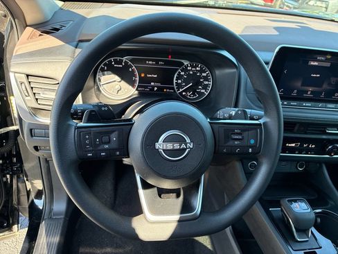Certified 2023 Nissan Rogue SV AWD/4WD image 16