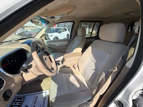 Used 2008 Ford Explorer XLT RWD image 10