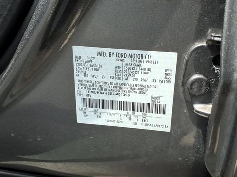 Certified 2025 Ford Explorer ST-Line w/ ST-Line Street Pack AWD/4WD image 31