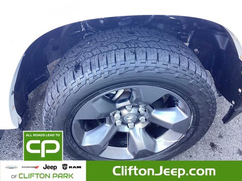 Certified 2023 RAM 1500 Big Horn image 32