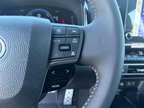 Used 2026 Toyota Camry SE w/ Convenience Package image 26