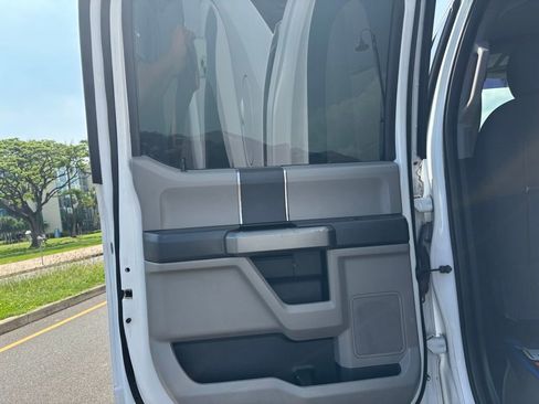 Used 2018 Ford F150 XLT image 15