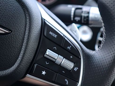 Used 2026 Genesis G70 2.5T image 23