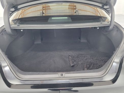 Used 2020 Toyota Avalon Limited image 35