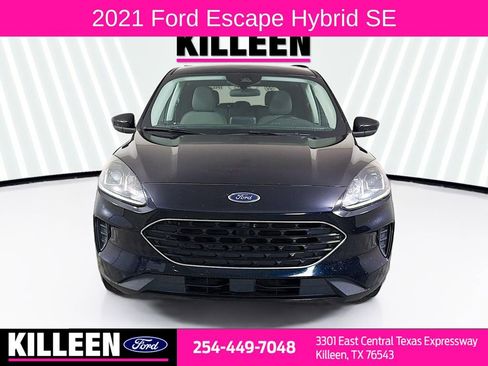 Used 2021 Ford Escape SE w/ SE Sport Appearance Package FWD image 2