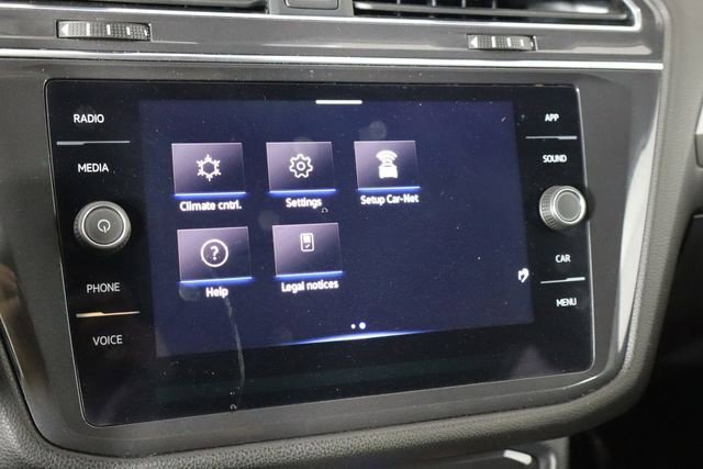 Used 2023 Volkswagen Tiguan SE FWD image 35