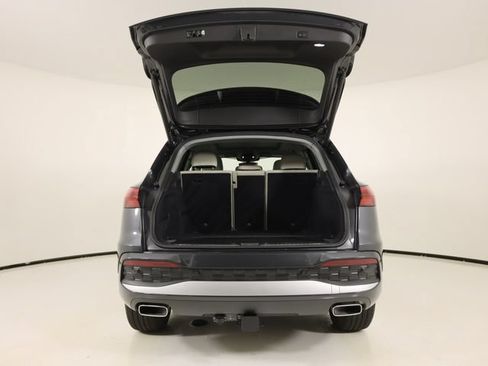 Certified 2025 Audi Q5 Premium w/ Convenience Package AWD/4WD image 24