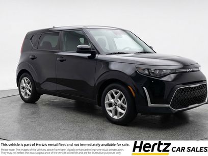 Used 2025 Kia Soul LX w/ LX Technology Package