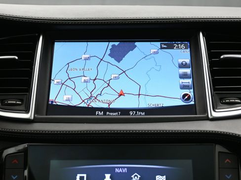 Used 2019 INFINITI QX50 Essential w/ Proactive Package FWD image 29