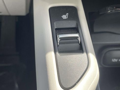 Used 2025 Kia Telluride S image 18