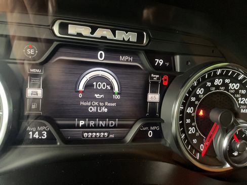 Used 2023 RAM 1500 Big Horn AWD/4WD image 8