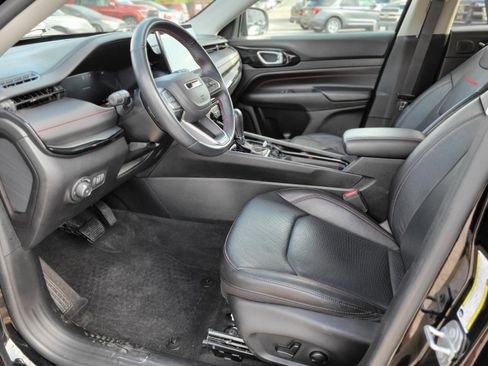 Used 2022 Jeep Compass Trailhawk w/ Trailhawk Elite Group image 19