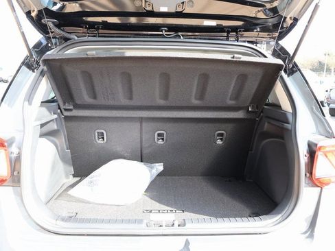 New 2026 Hyundai Venue SEL image 15