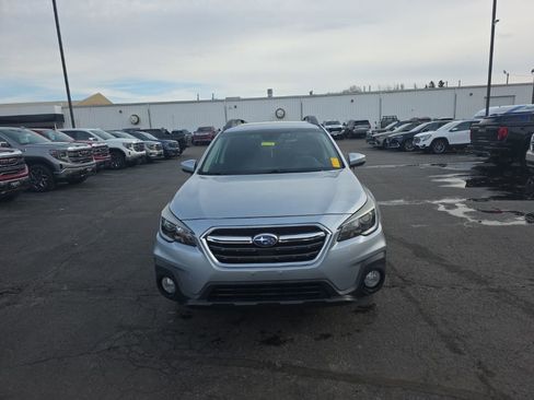 Used 2019 Subaru Outback 2.5i Premium w/ Popular Package #2 image 3