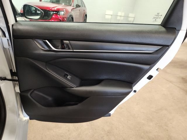 Used 2020 Honda Accord Sport image 28