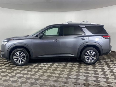 Used 2023 Nissan Pathfinder SL AWD/4WD image 29