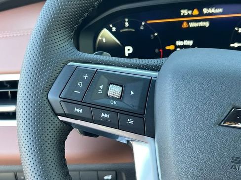 New 2026 Mitsubishi Outlander SEL image 17