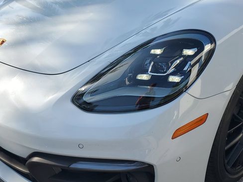 Used 2023 Porsche Panamera Platinum Edition RWD image 10