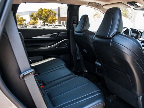 Used 2025 INFINITI QX60 Luxe AWD/4WD image 30