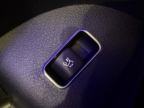 New 2026 Mercedes-Benz GLS 450 4MATIC image 32