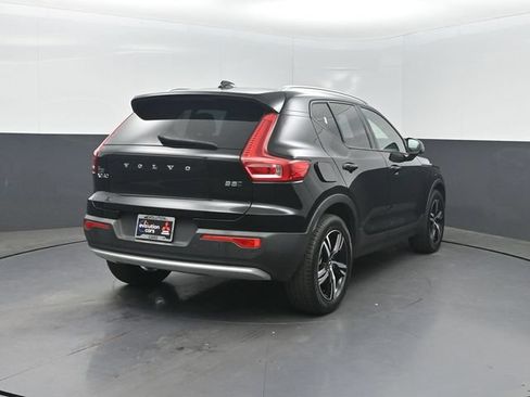Used 2023 Volvo XC40 B5 Core w/ Convenience Package AWD/4WD image 35