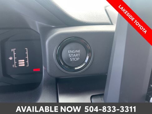 Certified 2026 Toyota Tacoma SR5 AWD/4WD image 35