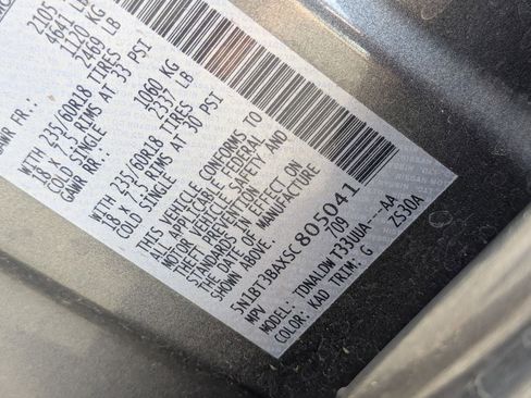 Certified 2025 Nissan Rogue SV image 34