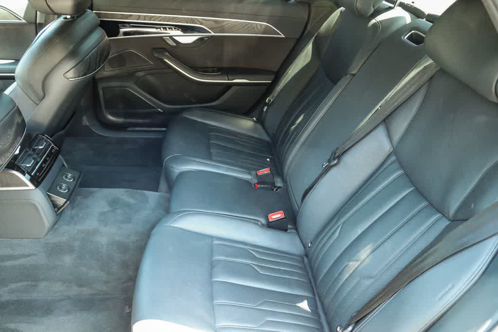 Used 2025 Audi A8 L 3.0T w/ Executive Package AWD/4WD image 17