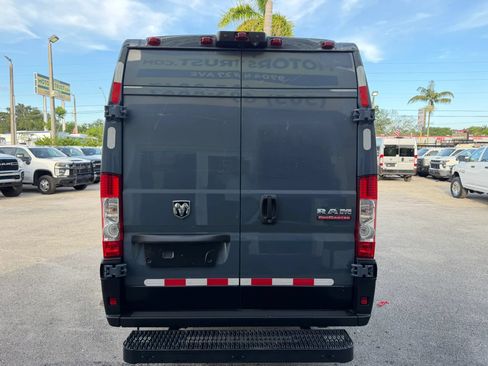 Used 2020 RAM ProMaster 3500 FWD image 4