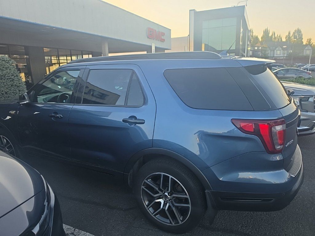 Used 2018 Ford Explorer Sport w/ Equipment Group 401A AWD/4WD image 6
