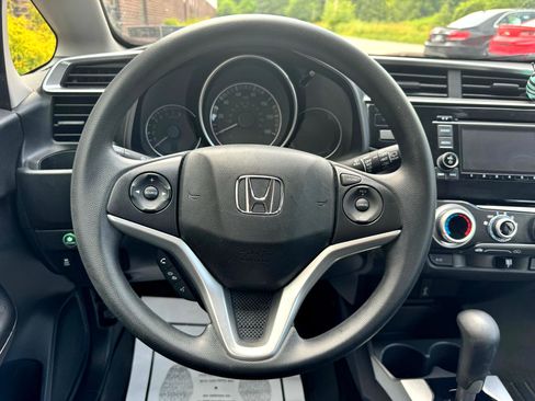 Used 2020 Honda Fit LX image 10