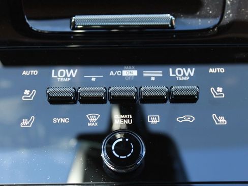 New 2026 Porsche Cayenne image 30