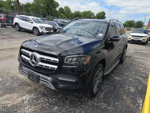 Used 2020 Mercedes-Benz GLS 450 4MATIC image 4