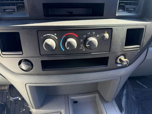 Used 2007 Dodge Ram 2500 Truck ST w/ Trailer Tow Group AWD/4WD image 27