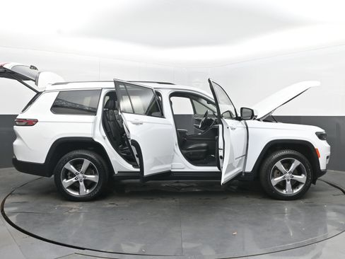 Used 2021 Jeep Grand Cherokee L Limited image 46