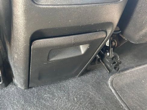 Used 2019 GMC Acadia SLT image 42