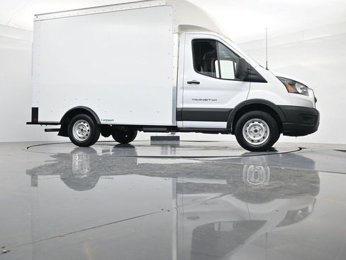 Used 2024 Ford Transit 350 RWD image 32