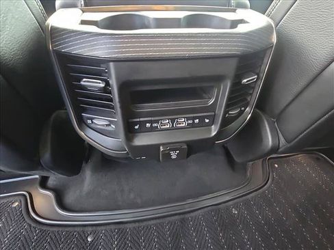 Used 2021 RAM 1500 Limited AWD/4WD image 18