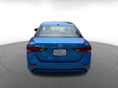 Used 2025 Nissan Sentra SV FWD image 12