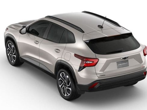 New 2026 Chevrolet Trax RS w/ Driver Confidence Package FWD image 34
