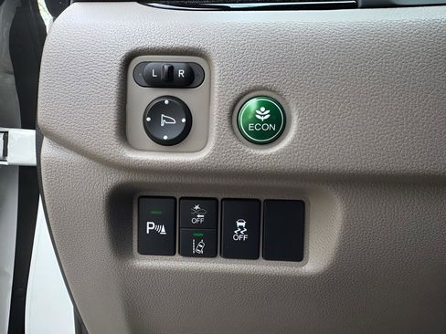 Used 2019 Honda Pilot Touring image 20
