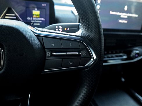 Used 2025 Honda Prologue EX image 20