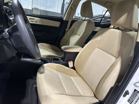 Used 2017 Toyota Corolla LE image 17