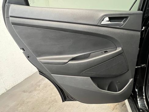 Used 2017 Hyundai Tucson Sport AWD/4WD image 9